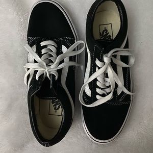 Women’s platform Vans